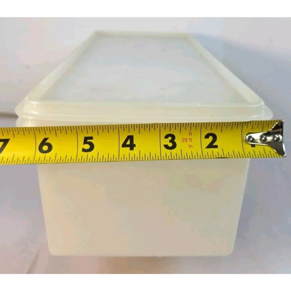 Vintage Tupperware Large Bread Keeper Storage Container Vintage 1960's